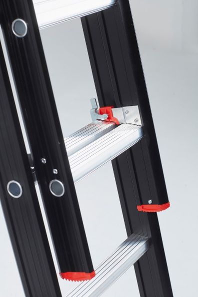 Afbeelding - https-www-ez-catalog-nl-Asset-63e9e546ea6449f1b6d140203940a0b1-ImageFullSize-ladder-nevada-usp-4-vergrendelhaak-jpg